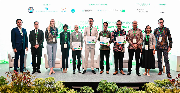 Roadmap Pusat Data Hijau Indonesia: AESI Perkenalkan Kolaborasi Lintas Sektor di IISF